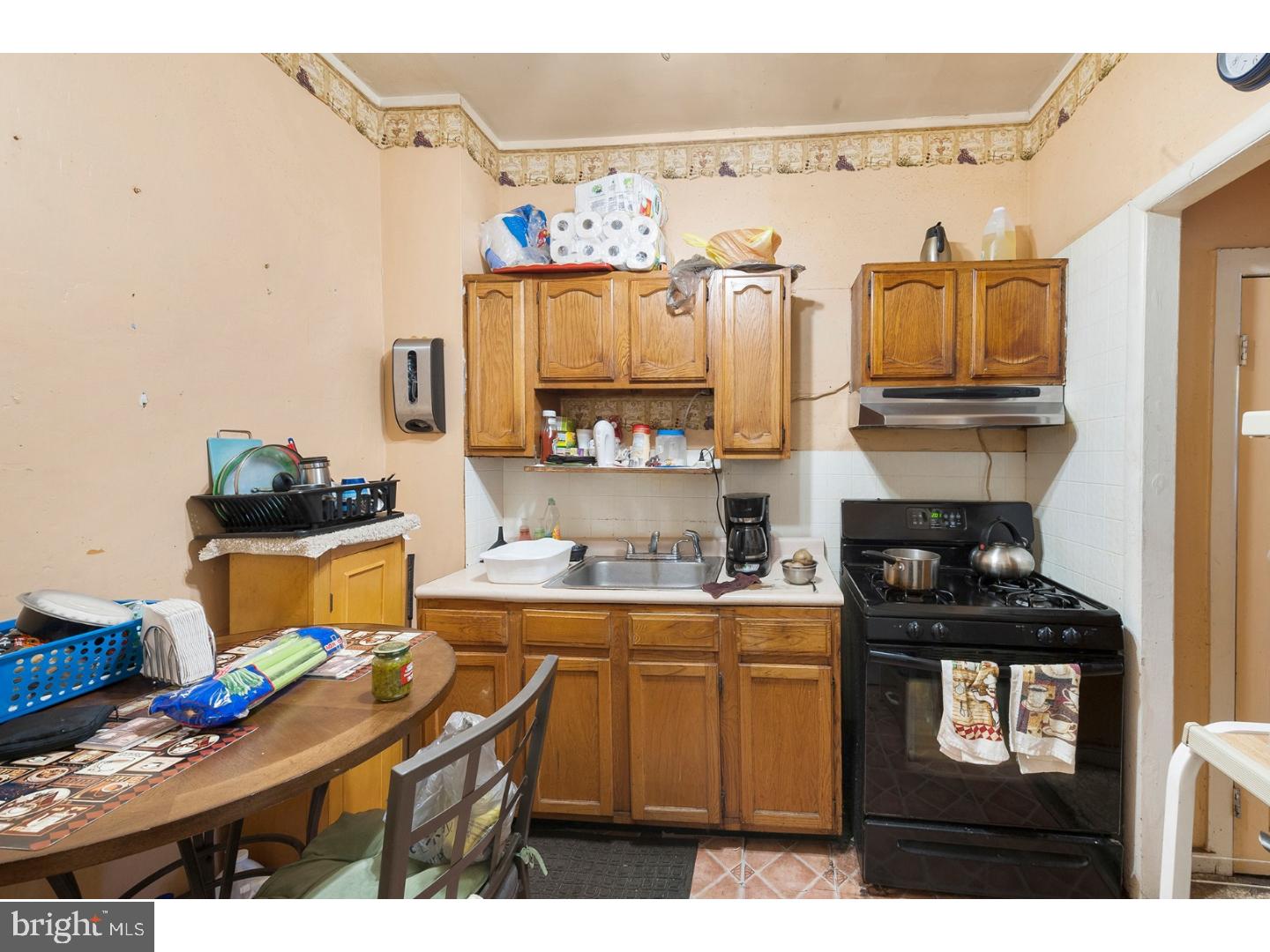 2111 Tasker Street Philadelphia, PA 19145 - Photo 10 of 22 Gallery Image 10