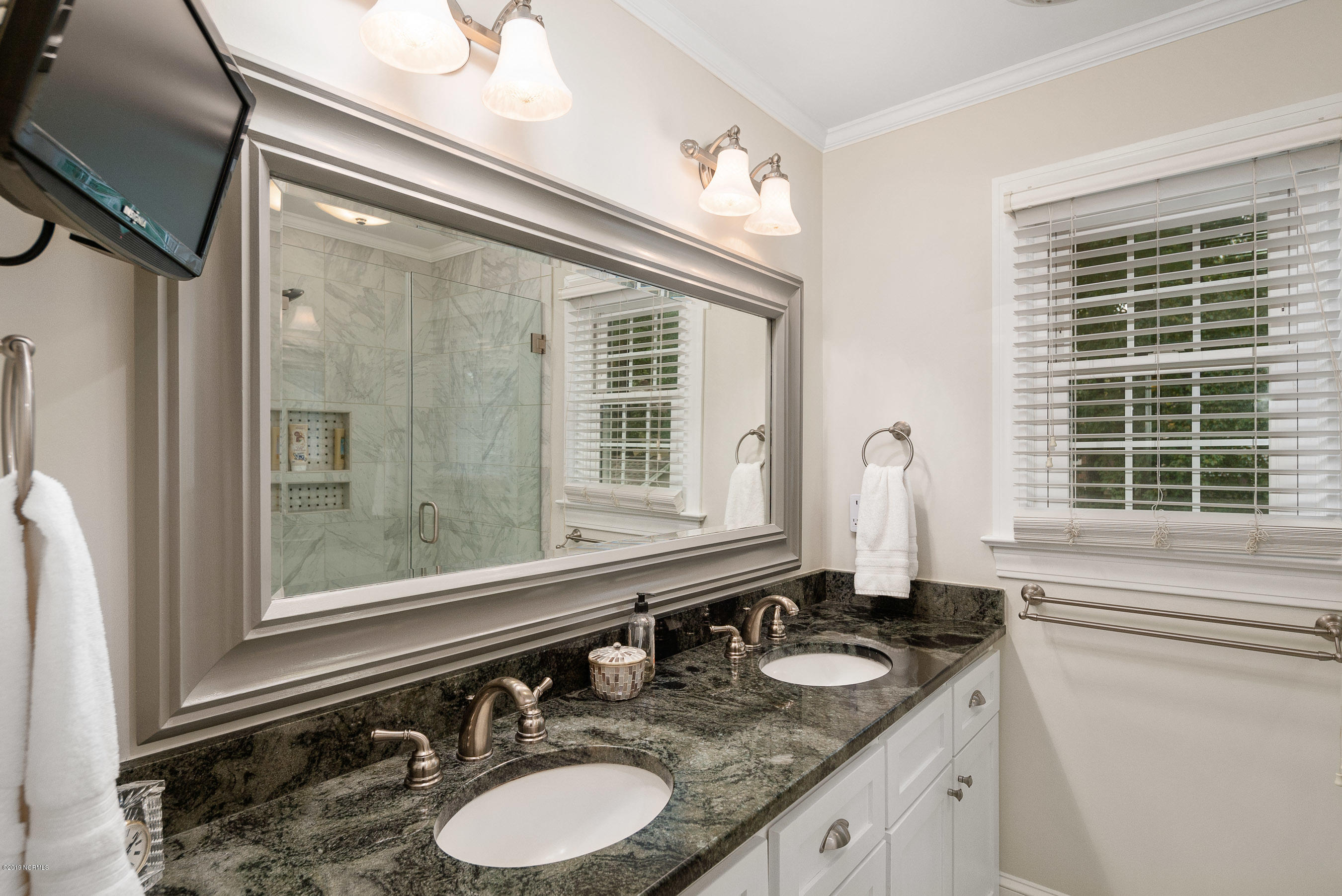511 Cedarhurst Road Greenville, NC 27834 - Photo 28 of 44 Master Bathroom