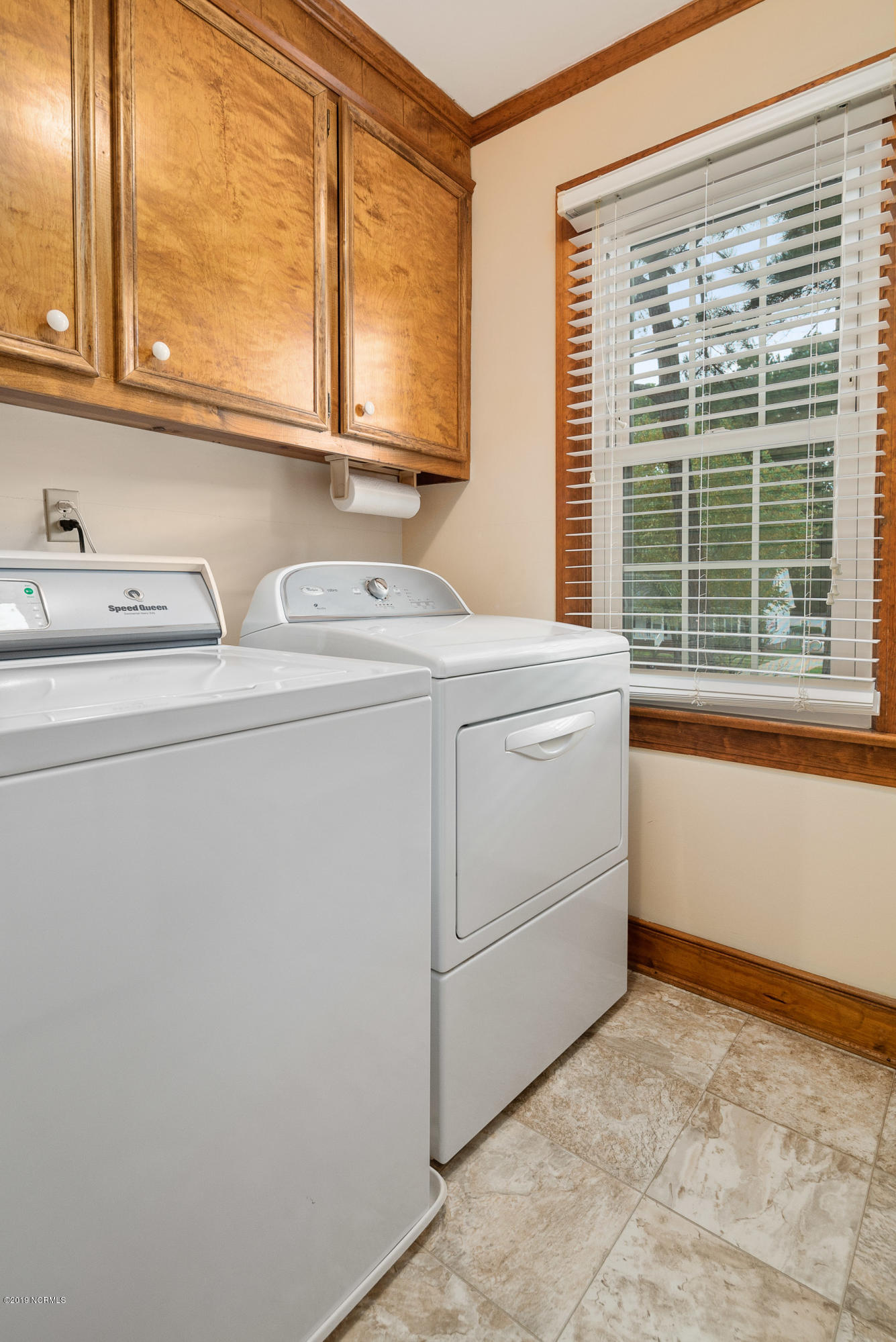 511 Cedarhurst Road Greenville, NC 27834 - Photo 35 of 44 Laundry Room