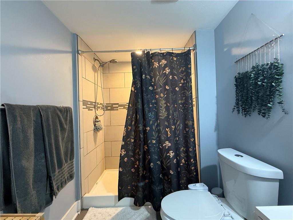 907 Spring Way Pittsburgh, PA 15215 - Photo 22 of 41 Gallery Image 22