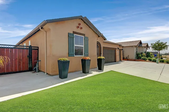 $550,000 | Undisclosed Address, Fresno, CA 93723
