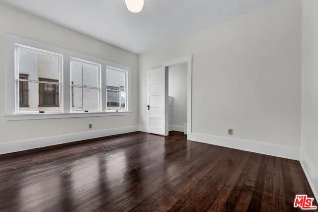 $4,750 | 2014 5th Avenue, Los Angeles, CA 90018