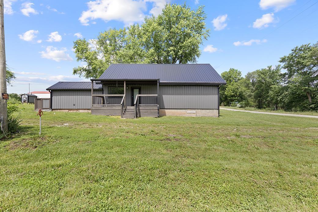 332 Fir Road La Russell, MO 64848 - Photo 2 of 50 3U5A7116