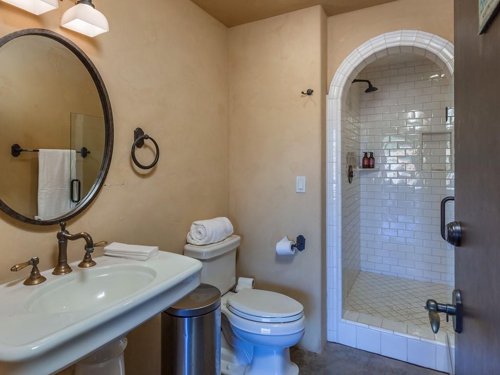 2900 Soma Way Gilroy, CA 95020 - Photo 46 of 61 a bathroom with a sink and a mirror