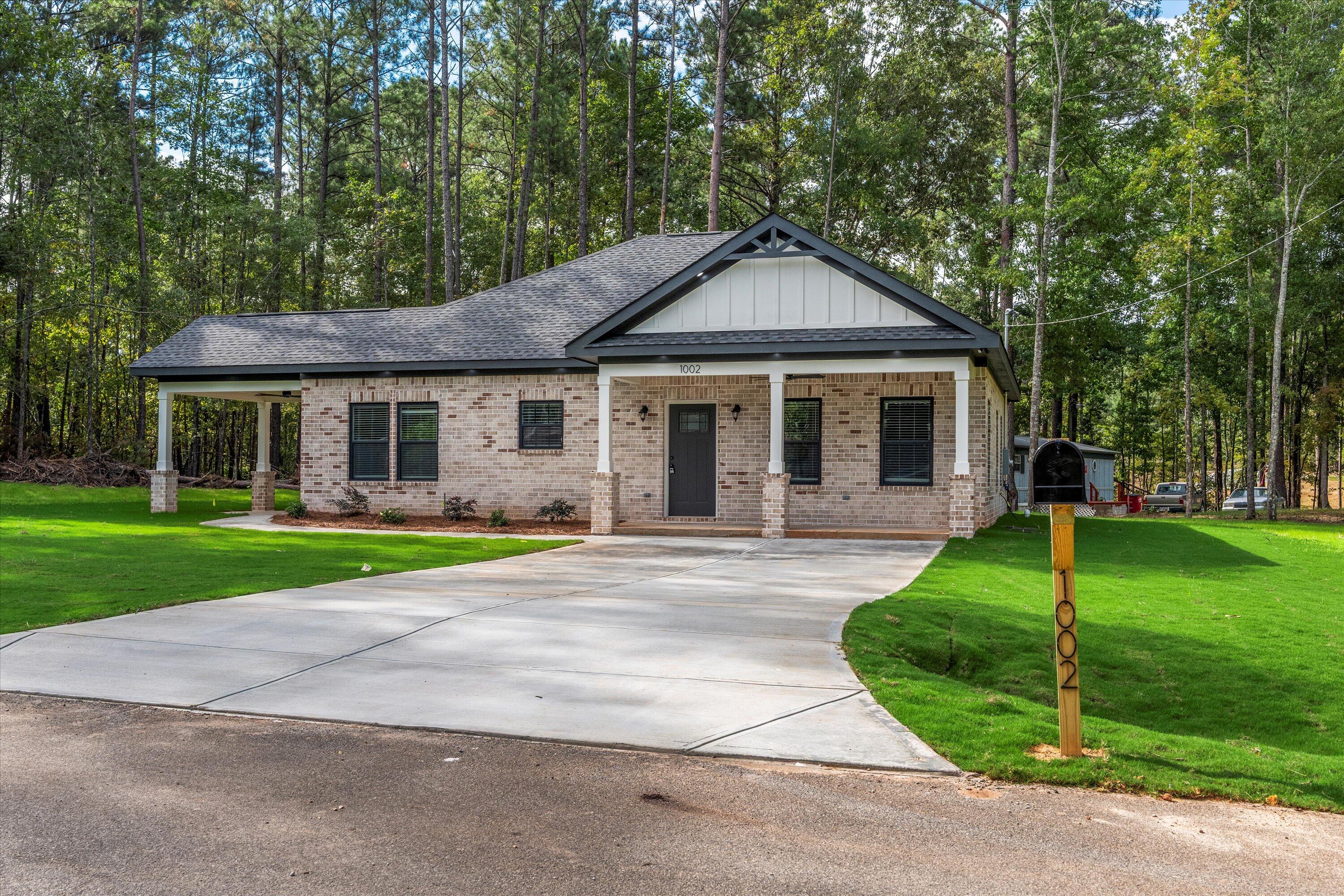 1002 St George Street Lincolnton, GA 30817 - Photo 11 of 42 03-P1070021