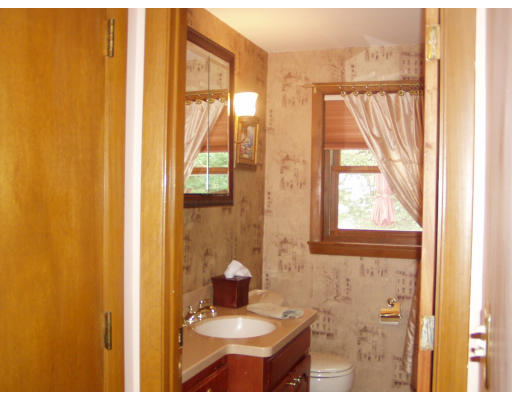 40 Althea Road Randolph, MA 02368 - Photo 19 of 22 Gallery Image 19