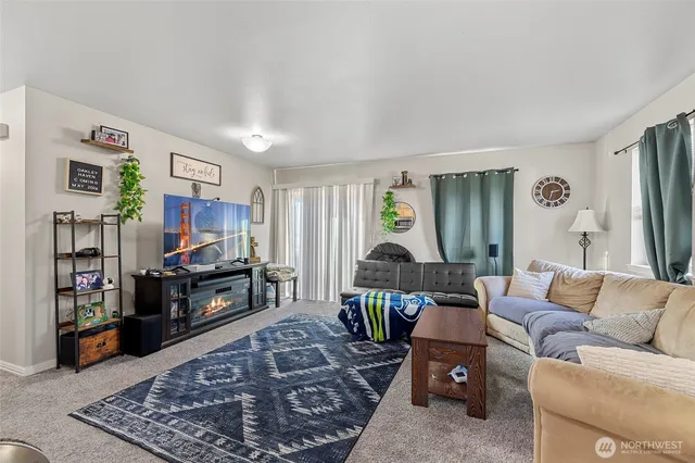 $590,000 | 513 Marshall Avenue, Sedro-Woolley, WA 98284