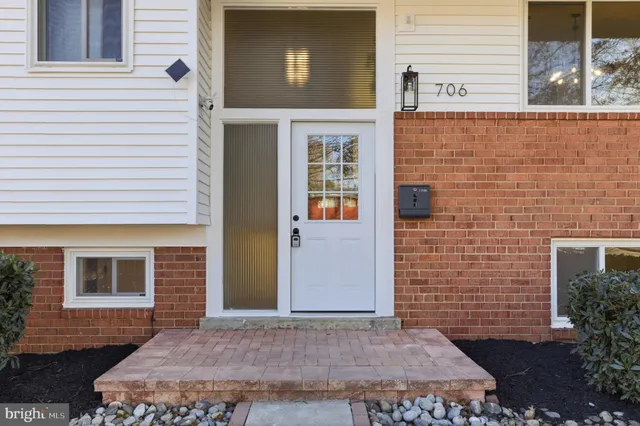 $659,900 | 706 Kenbrook Drive, Silver Spring, MD 20902