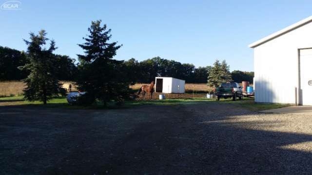 2400 South Ruess Road Owosso, MI 48867 - Photo 25 of 26 21227417-24.JPG