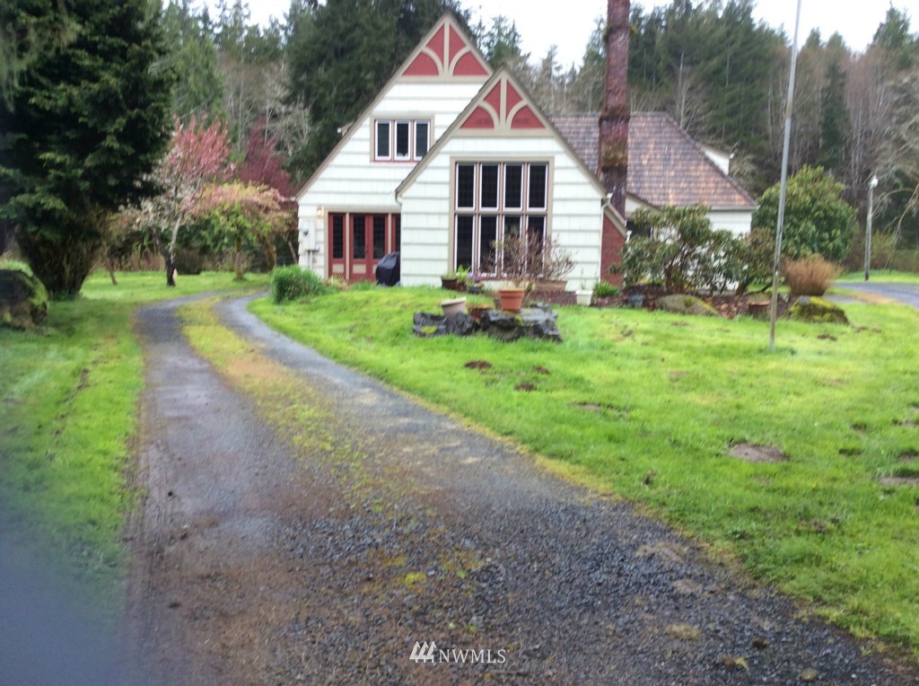 10263 Highway 101 Raymond, WA 98577 - Photo 1 of 13 Gallery Image 1