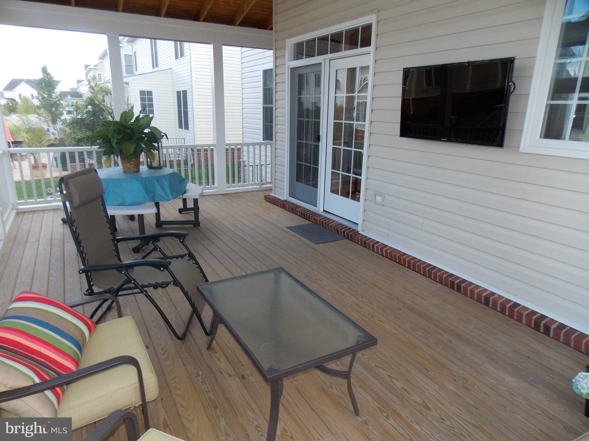 42456 Spring Splendor Drive Ashburn, VA 20148 - Photo 19 of 30 Exterior (General)
