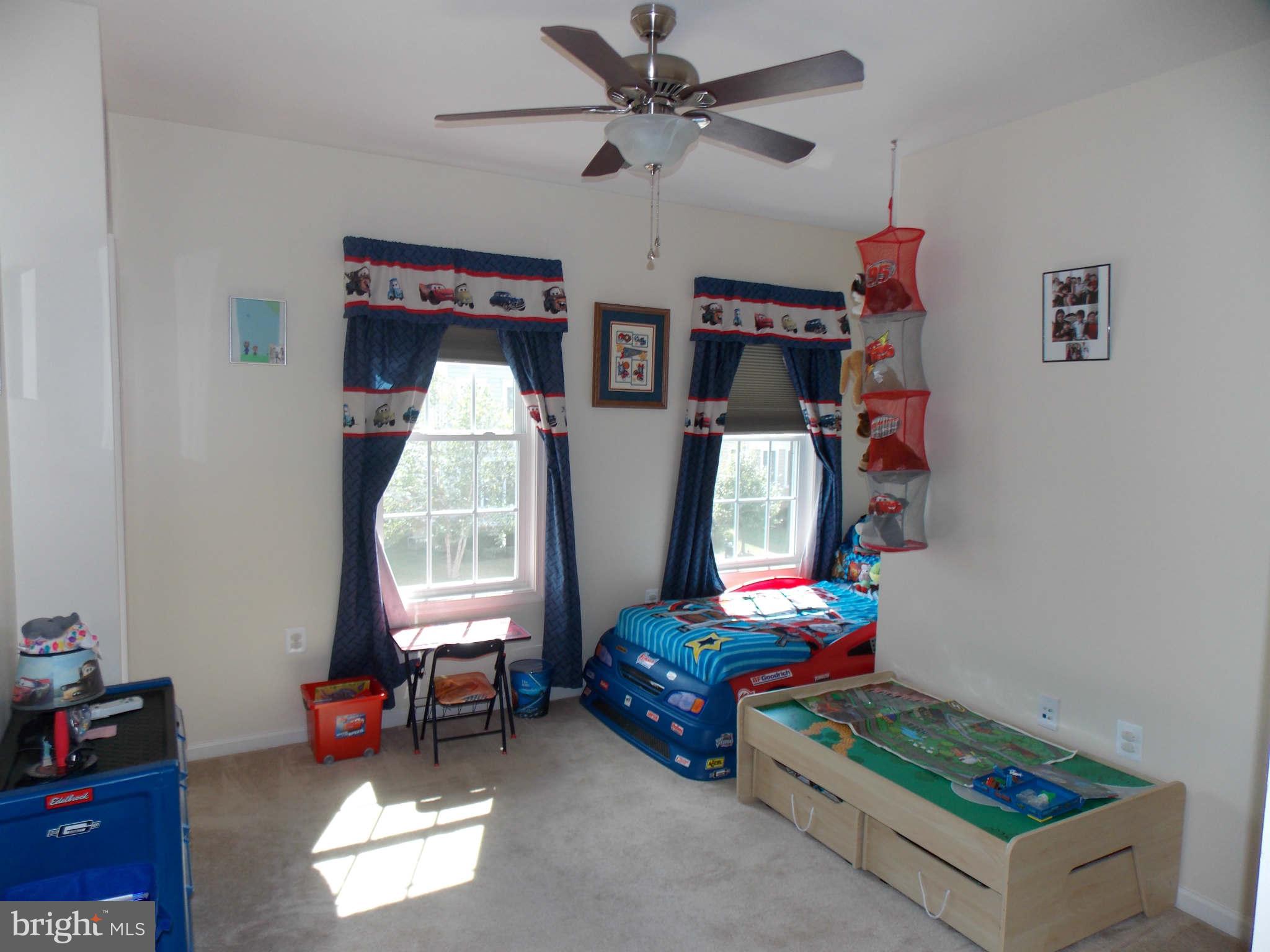 42456 Spring Splendor Drive Ashburn, VA 20148 - Photo 25 of 30 Bedroom