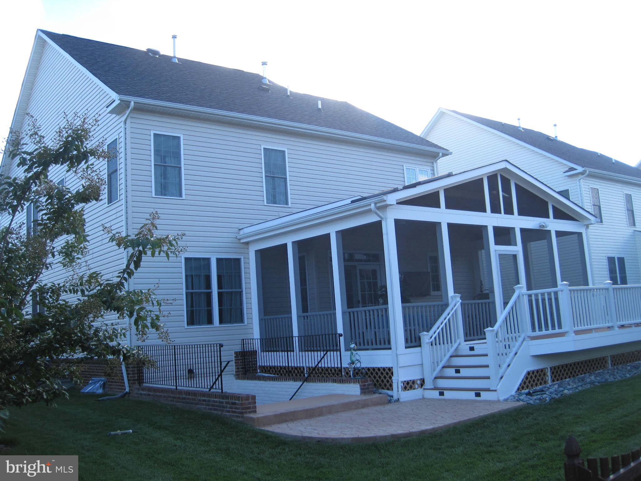 42456 Spring Splendor Drive Ashburn, VA 20148 - Photo 4 of 30 Exterior (Rear)