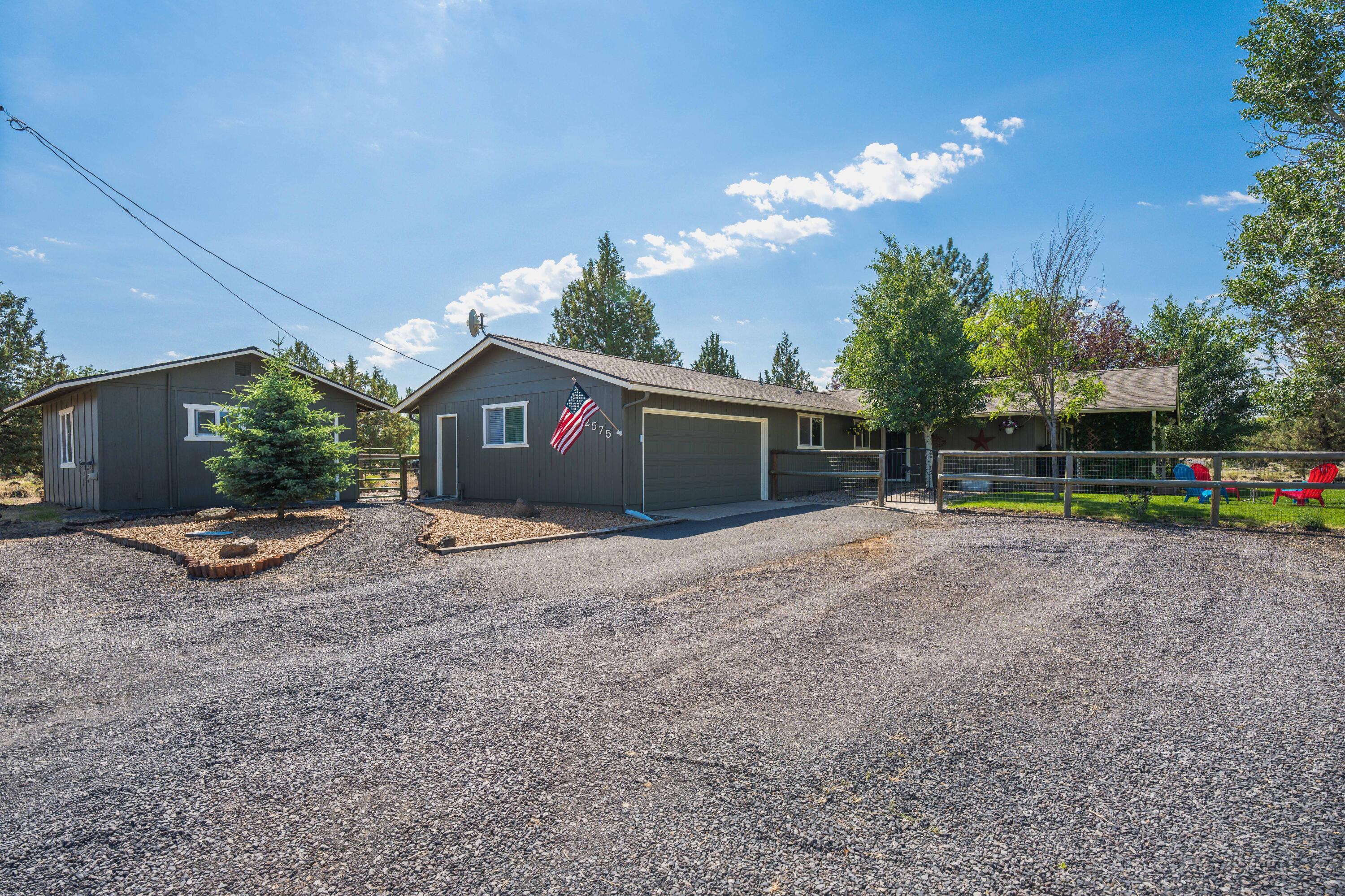 62575 Dixon Loop Bend, OR 97701 - Photo 42 of 56 Dixon Lp-45
