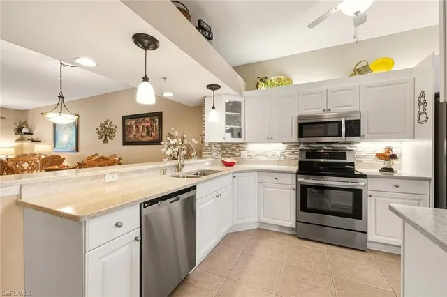 $349,000 | 2350 Hidden Lake Court, Unit 3, Naples, FL 34112