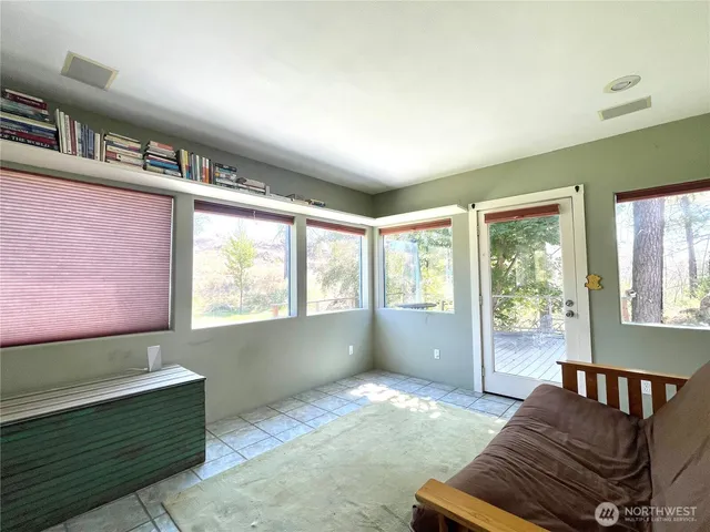 $359,900 | 197 Cameron Lake Loop Road, Okanogan, WA 98840