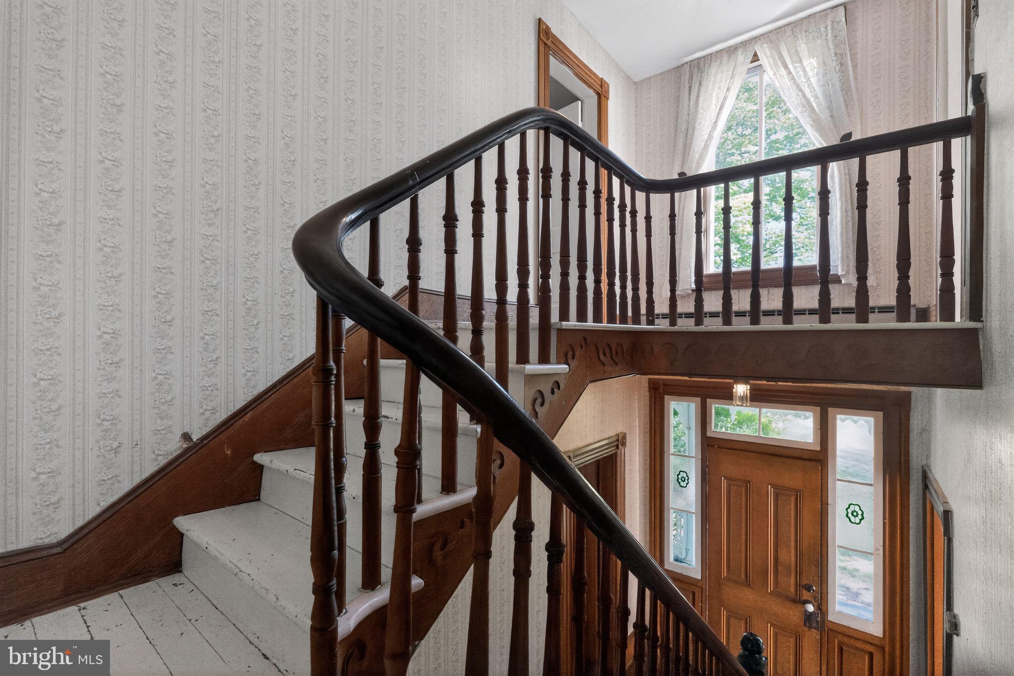 12000 Bethesda Church Road Damascus, MD 20872 - Photo 21 of 59 Staircase landing