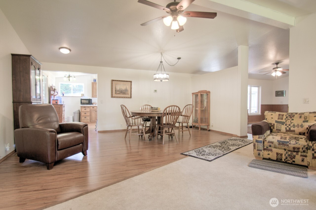 8316 176th Avenue Southwest Rochester, WA 98579 - Photo 10 of 33