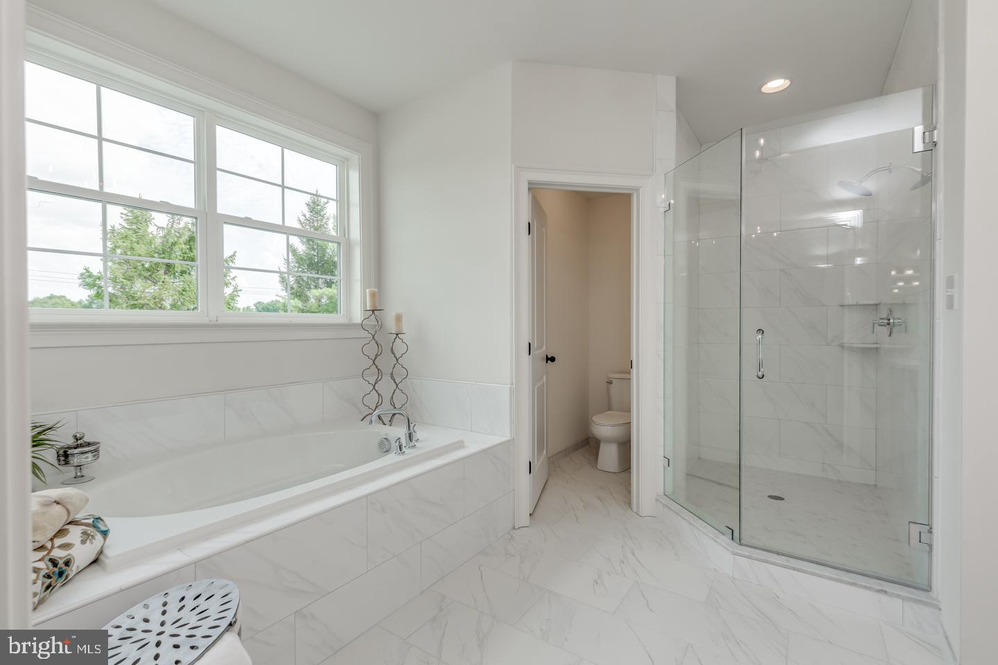 2 Pondview Court Monroeville, NJ 08343 - Photo 16 of 18 Owner's Bathroom - Image not of actual home