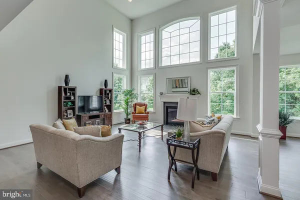 a view of livingroom with workspace and furniture