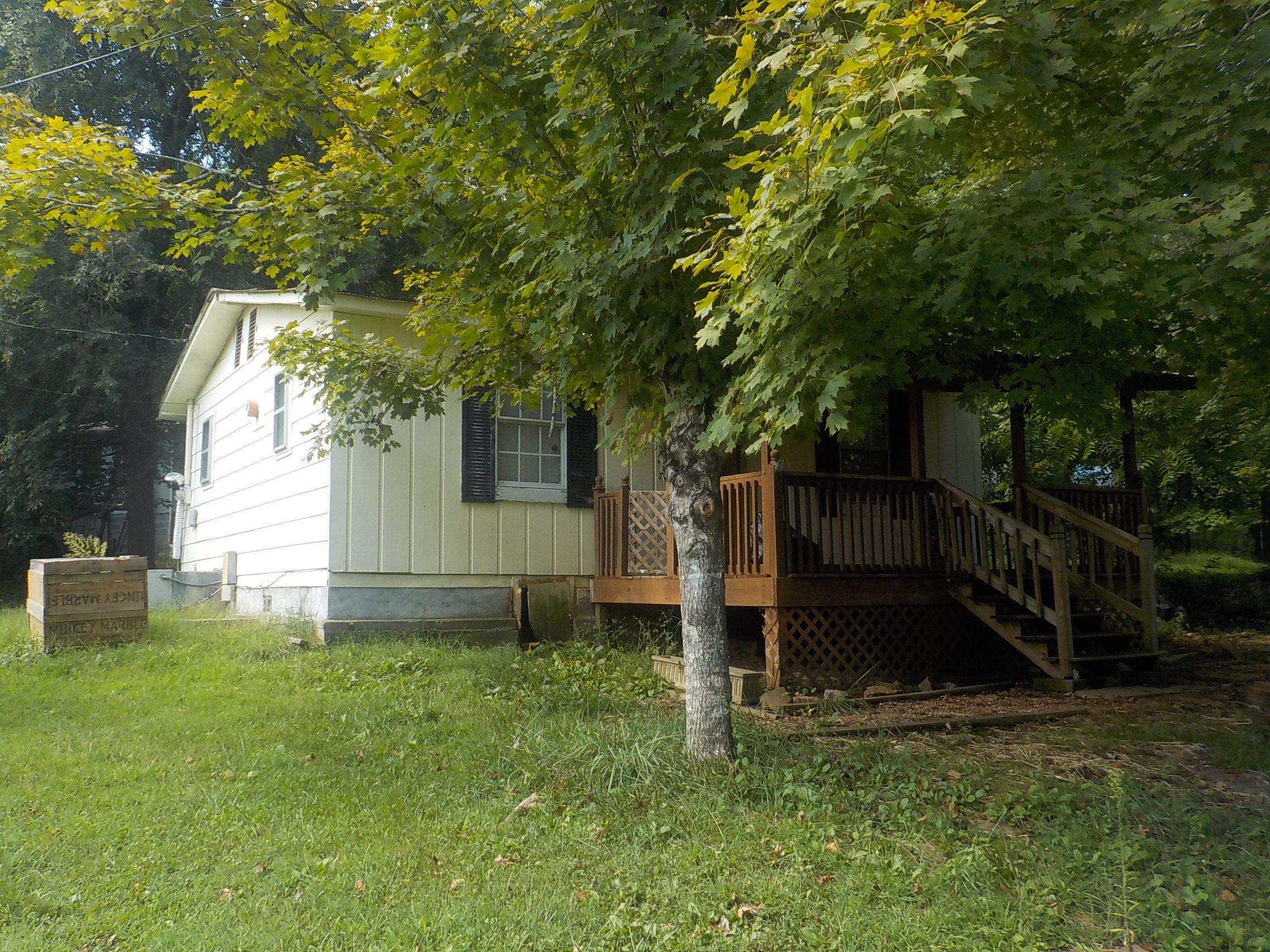 281 Peavler Lane Rutledge, TN 37861 - Photo 3 of 15 003