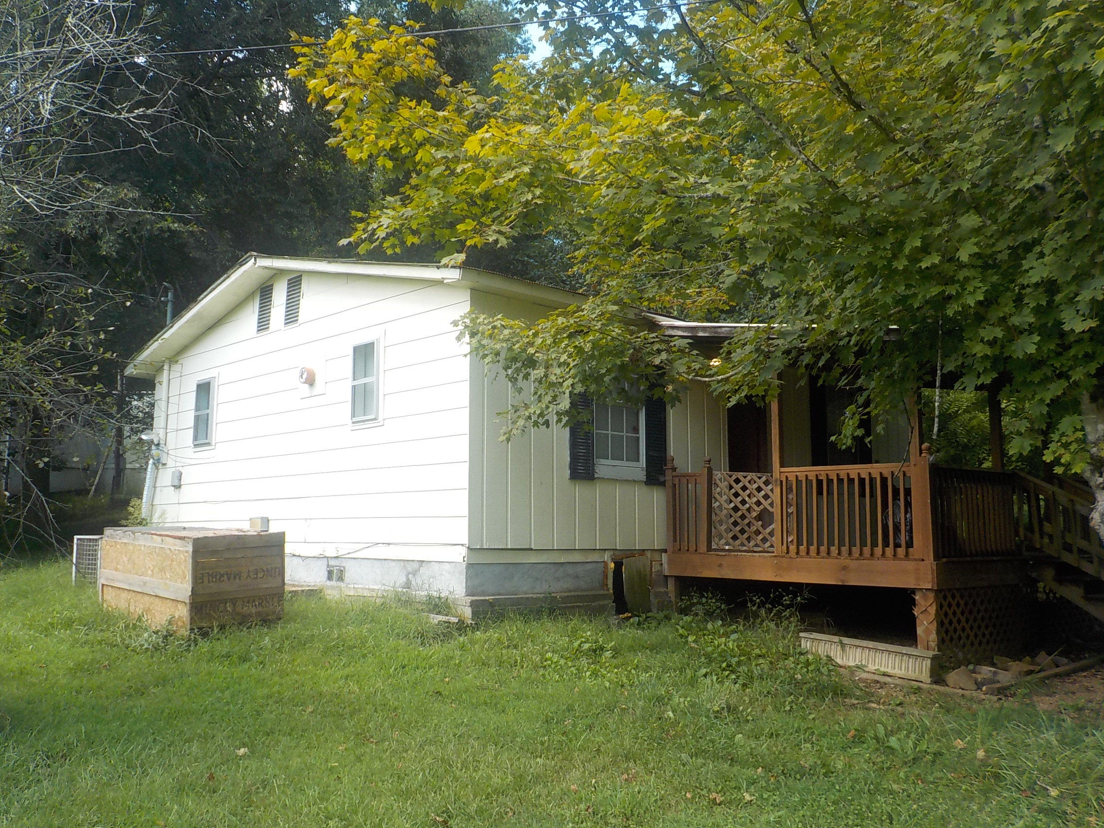 281 Peavler Lane Rutledge, TN 37861 - Photo 4 of 15 004