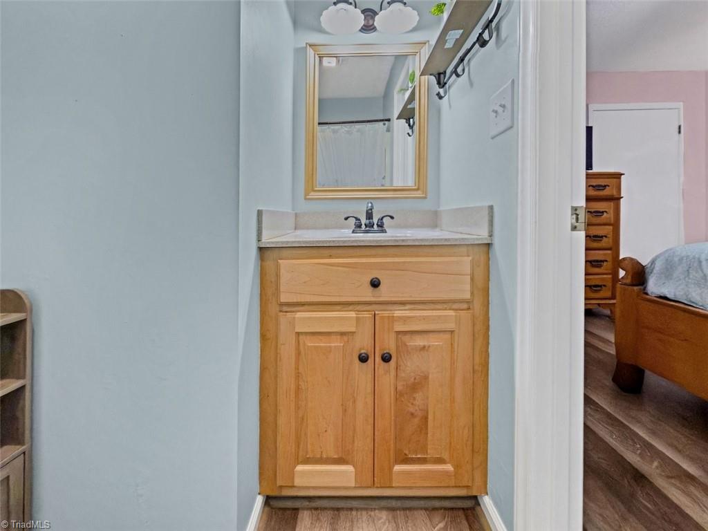 926 Meadowbrook Road Asheboro, NC 27203 - Photo 20 of 27 Primary Vanity