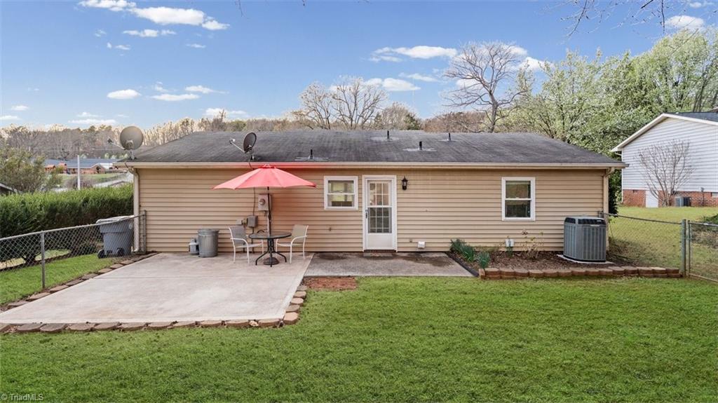 926 Meadowbrook Road Asheboro, NC 27203 - Photo 24 of 27