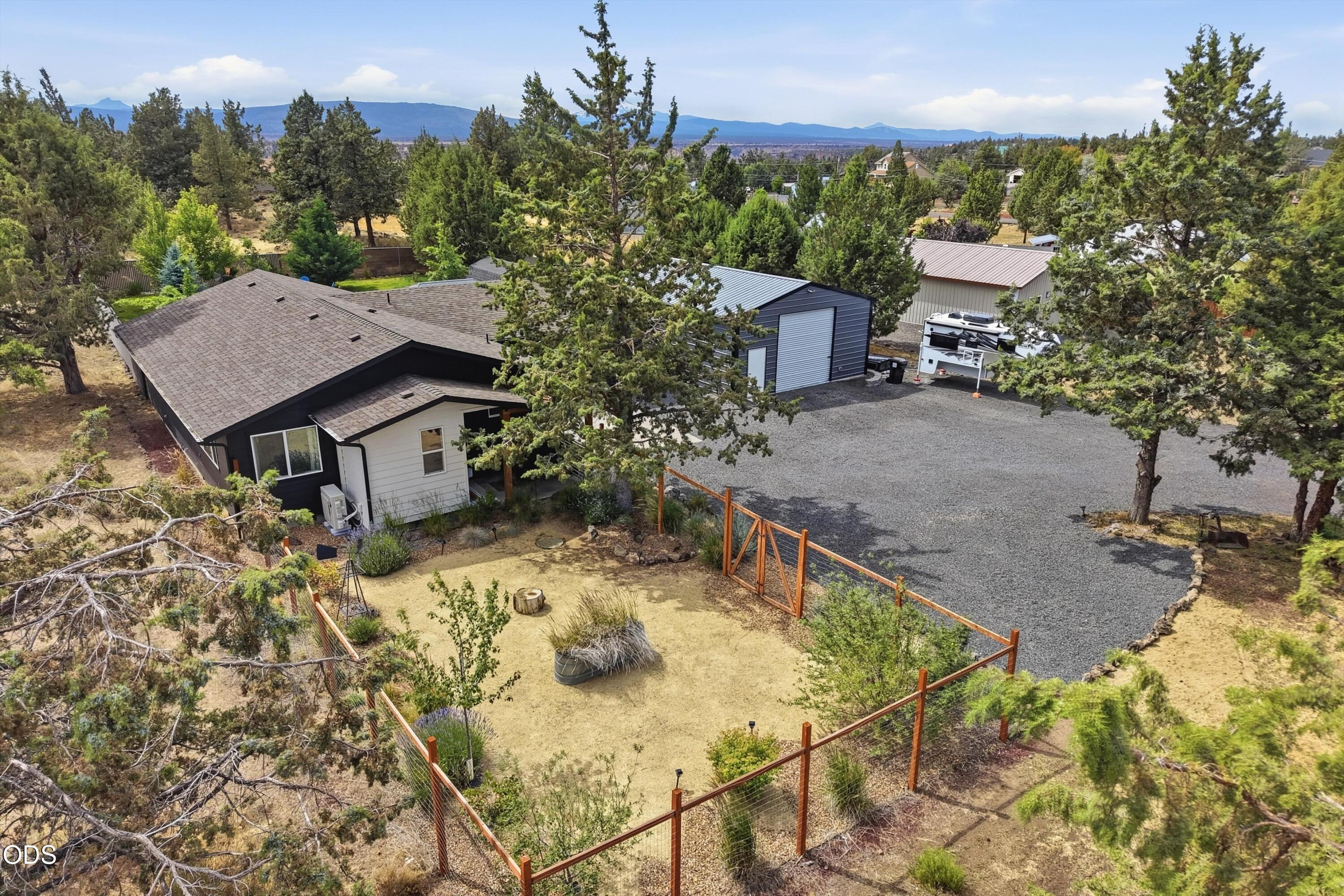 8120 Southwest Shad Road Terrebonne, OR 97760 - Photo 44 of 47