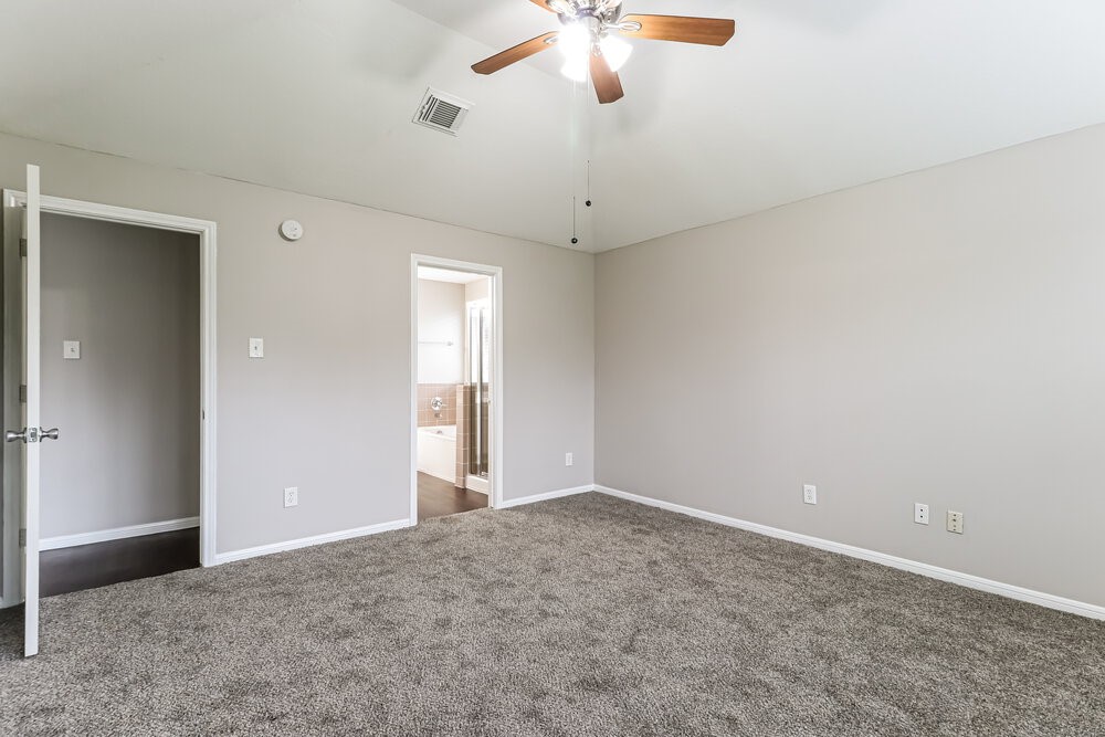 4918 Bryant Ridge Road Houston, TX 77053 - Photo 10 of 16