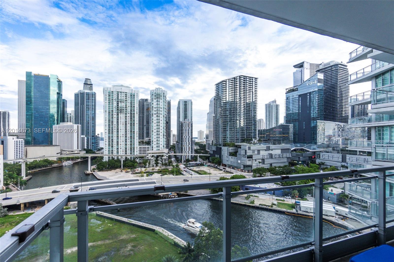 92 Southwest 3rd Street, Unit 1812 Miami, FL 33130 - Photo 1 of 11