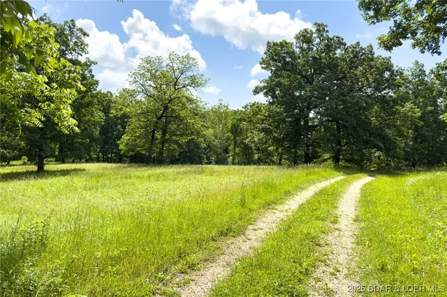 $2,000,000 | 2674 Wagon Trail Drive, Camdenton, MO 65020