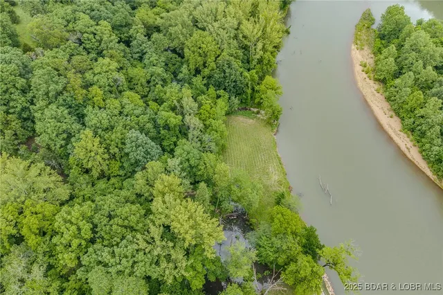 $2,000,000 | 2674 Wagon Trail Drive, Camdenton, MO 65020