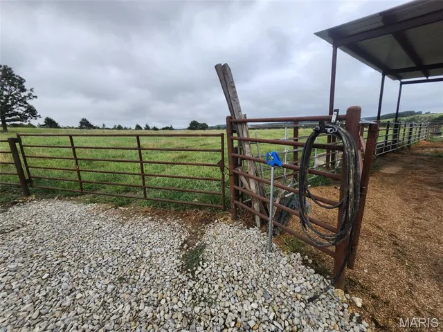 $939,000 | 9551 M- Highway, Mountain Grove, MO 65711