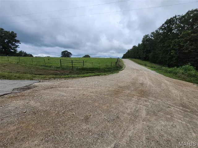 $939,000 | 9551 M- Highway, Mountain Grove, MO 65711