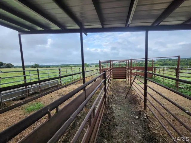 $939,000 | 9551 M- Highway, Mountain Grove, MO 65711