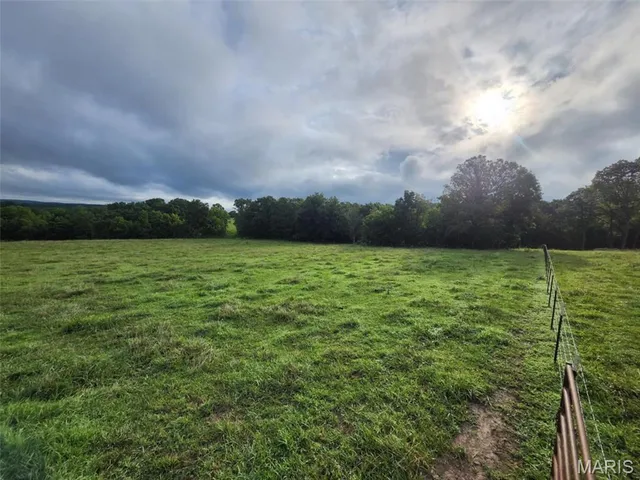 $939,000 | 9551 M- Highway, Mountain Grove, MO 65711