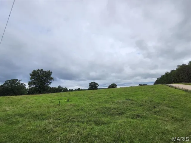 $939,000 | 9551 M- Highway, Mountain Grove, MO 65711