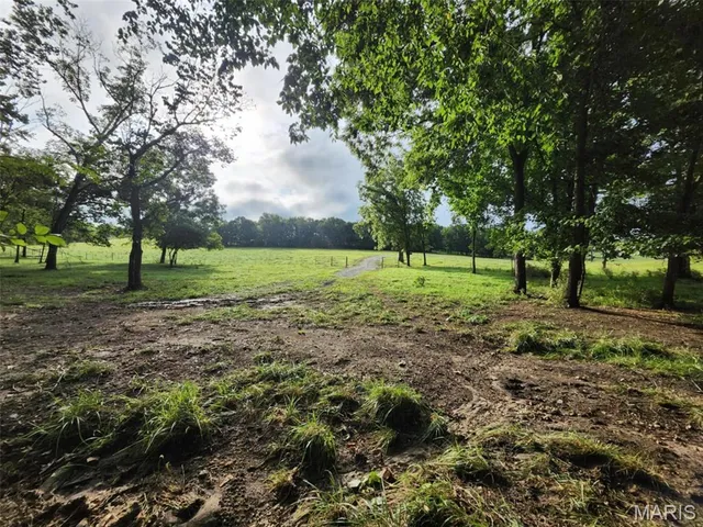 $939,000 | 9551 M- Highway, Mountain Grove, MO 65711