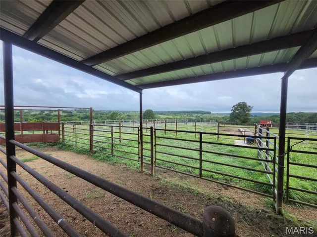 $939,000 | 9551 M- Highway, Mountain Grove, MO 65711