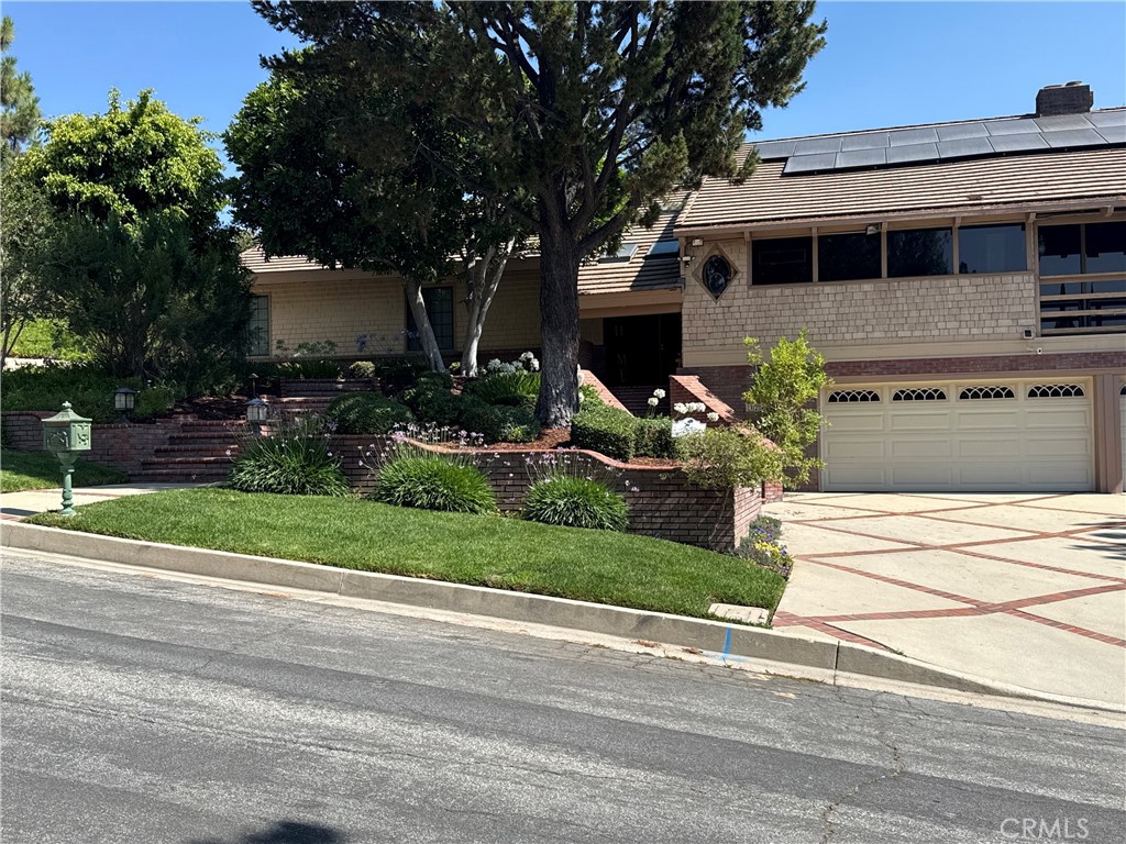 325 Roughrider Road La Verne, CA 91750 - Photo 2 of 3