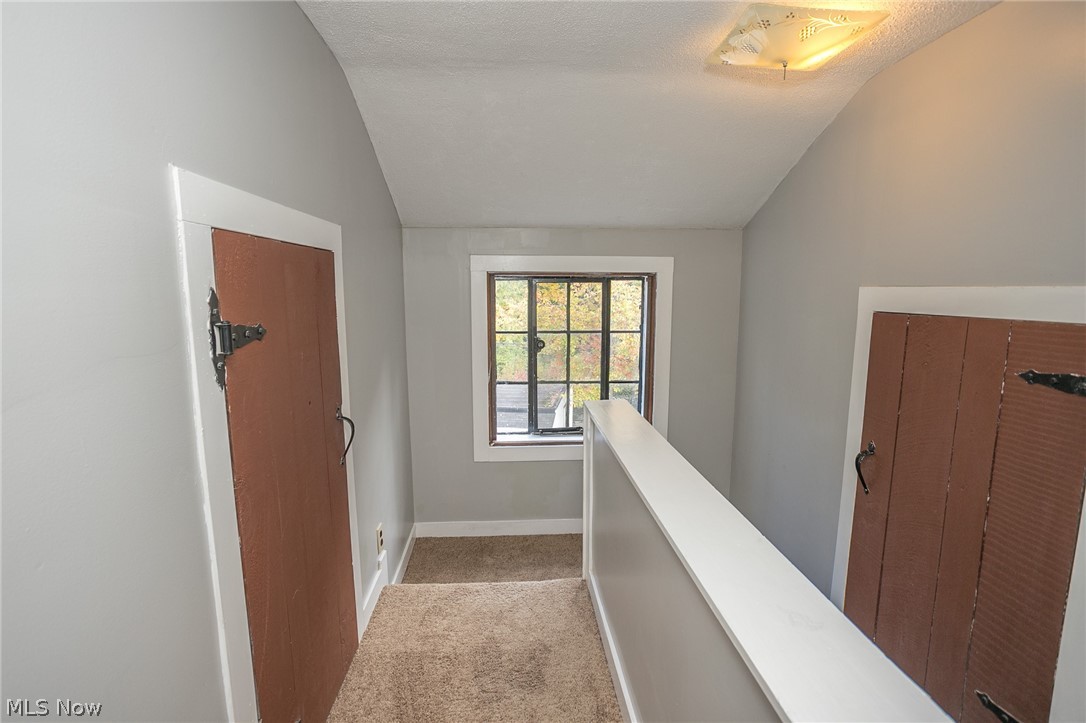 3542 Edison Road Cleveland, OH 44121 - Photo 22 of 34