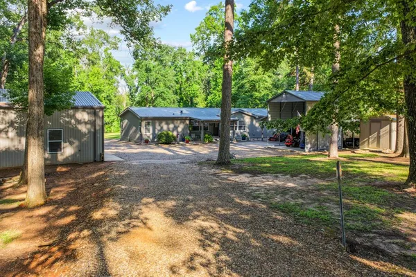 $699,000 | 197 Shreveport Street, Avinger, TX 75630