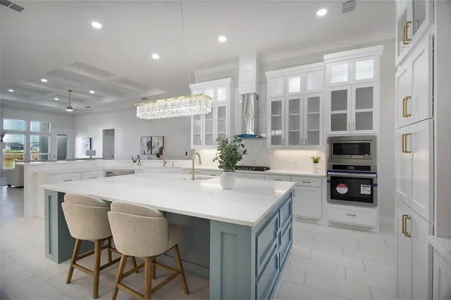 $799,000 | 714 Papa Mori Drive, Corpus Christi, TX 78414