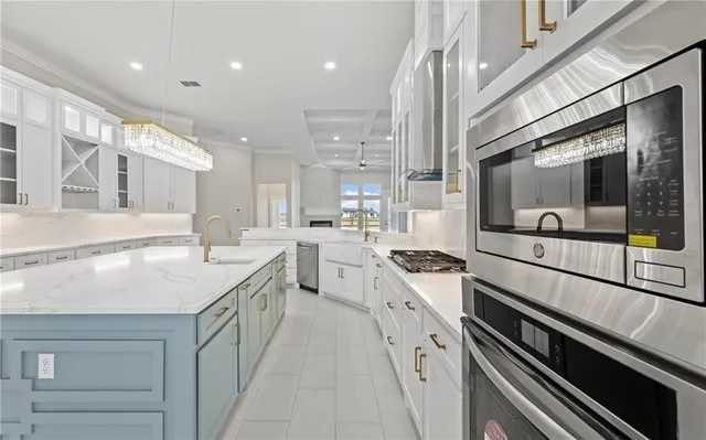 $799,000 | 714 Papa Mori Drive, Corpus Christi, TX 78414