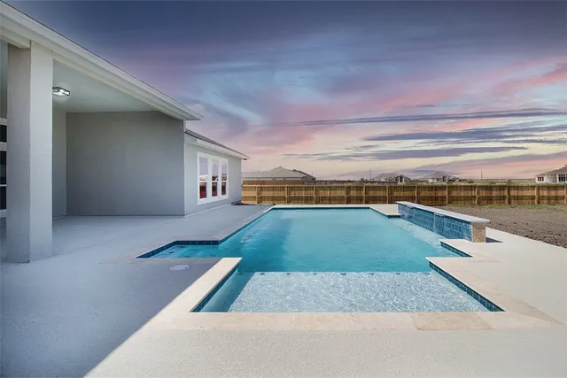 $799,000 | 714 Papa Mori Drive, Corpus Christi, TX 78414