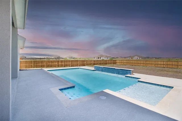 $799,000 | 714 Papa Mori Drive, Corpus Christi, TX 78414