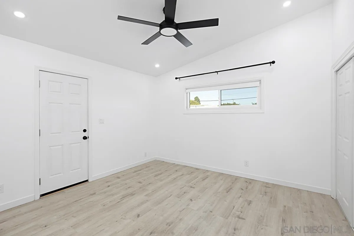 3031 Murray Ridge Road San Diego, CA 92123 - Photo 11 of 15
