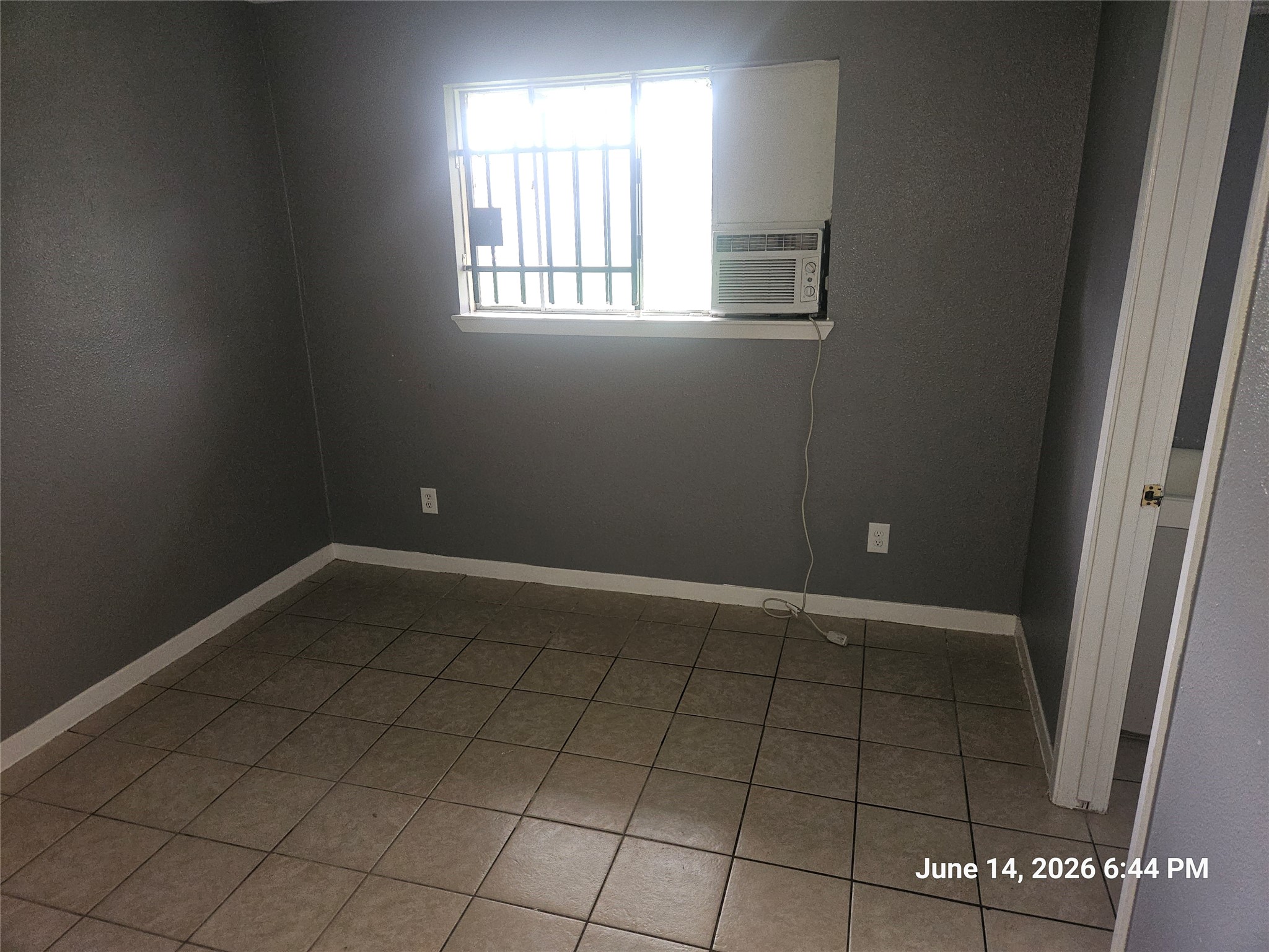 1534 Tarberry Road Houston, TX 77088 - Photo 13 of 16