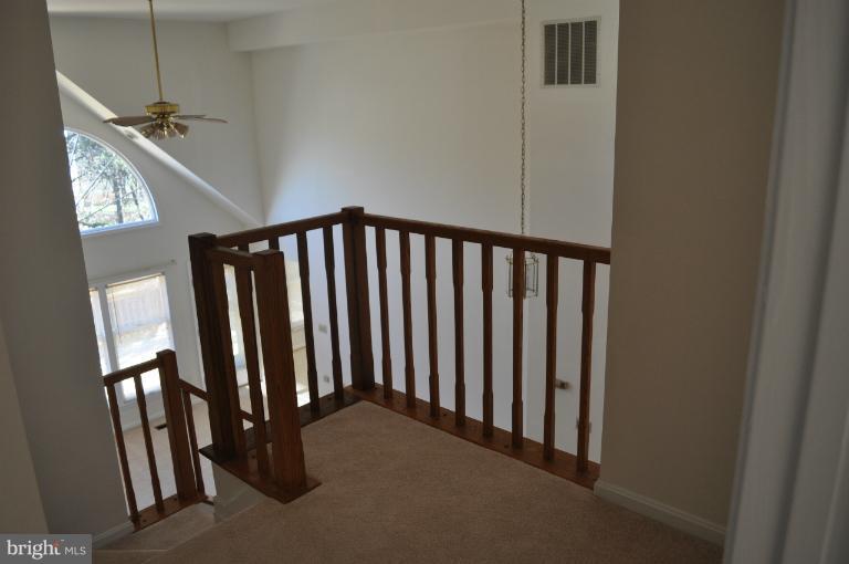 14211 Summit Lane Laurel, MD 20708 - Photo 11 of 26 Interior (General)